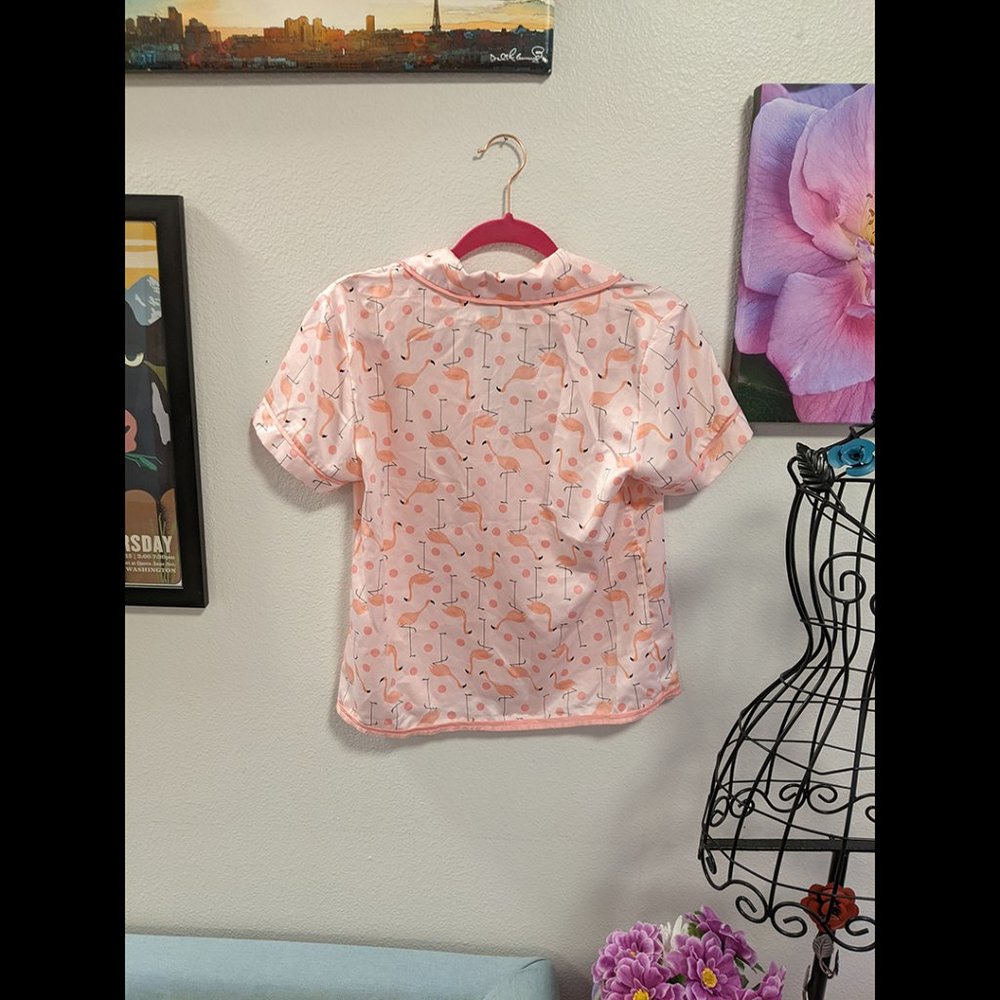 Kate Spade "Strut Your Stuff" Pink Flamingo Faux Satin Pajama Top - Picture 2 of 4